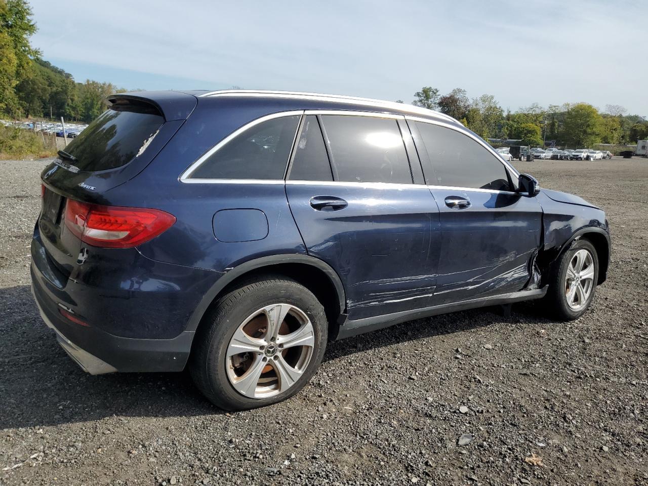 2017 Mercedes-Benz Glc 300 4Matic - zdjęcie 3