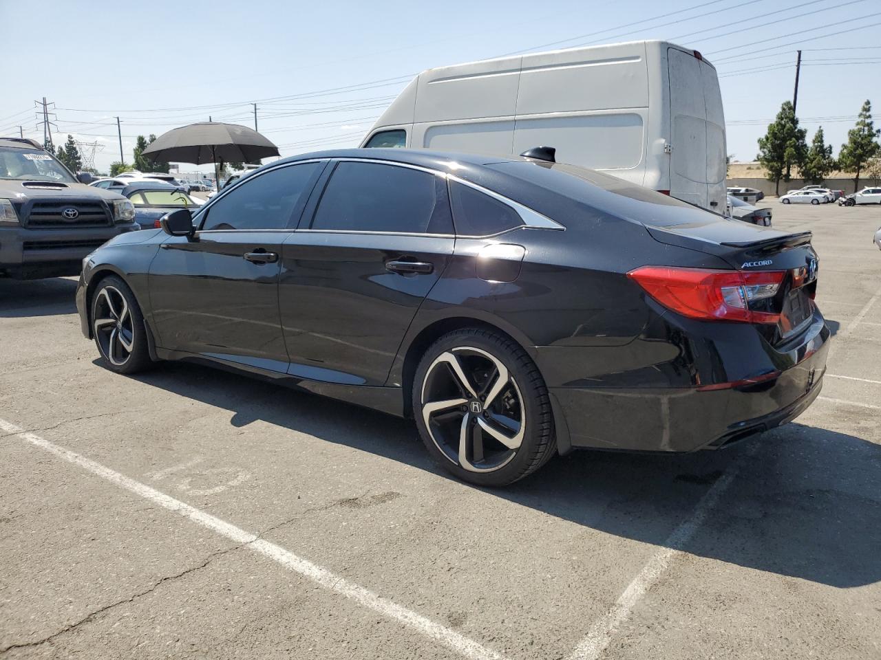 2018 Honda Accord - zdjęcie 2