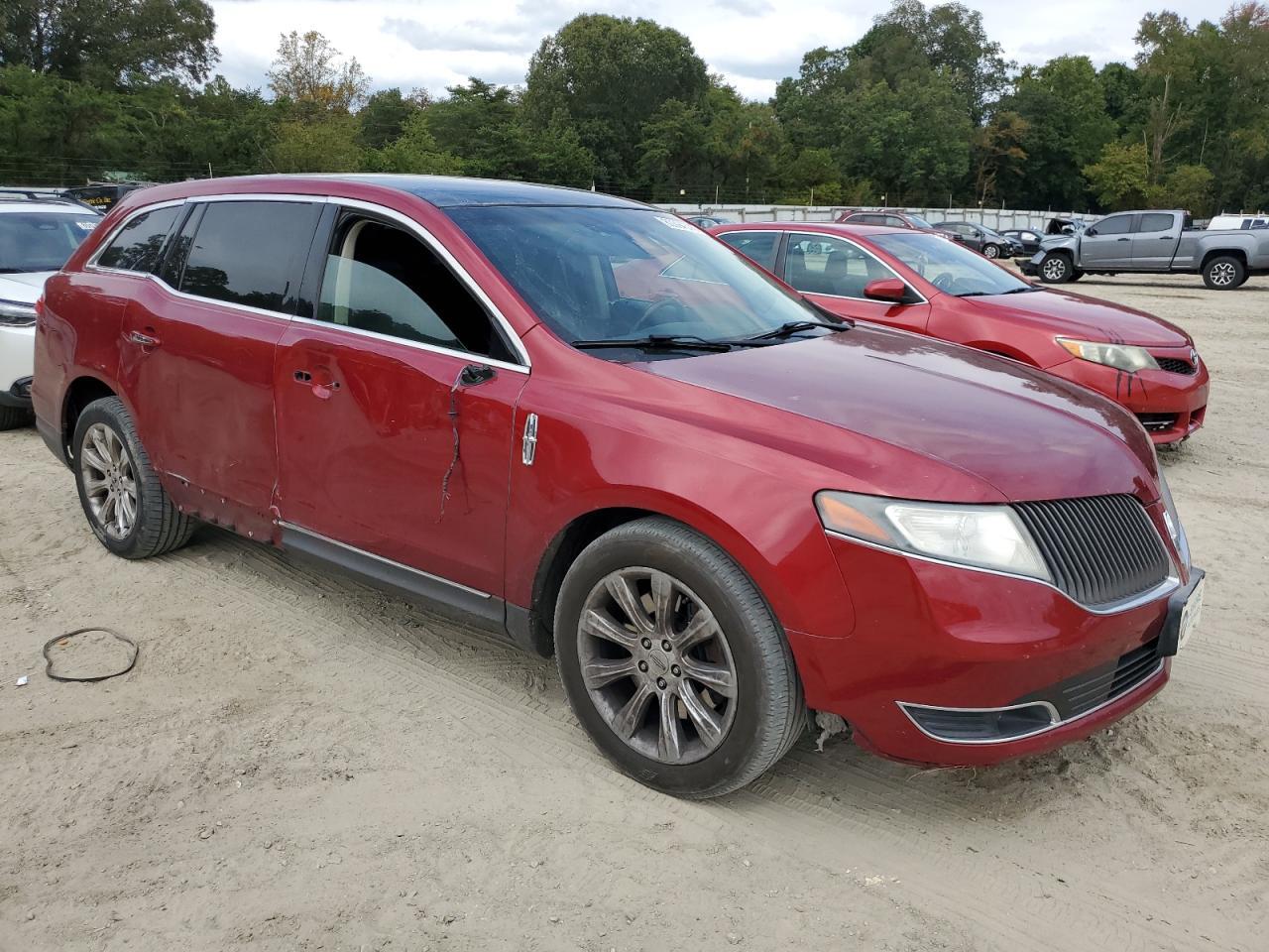 2014 Lincoln Mkt - zdjęcie 4