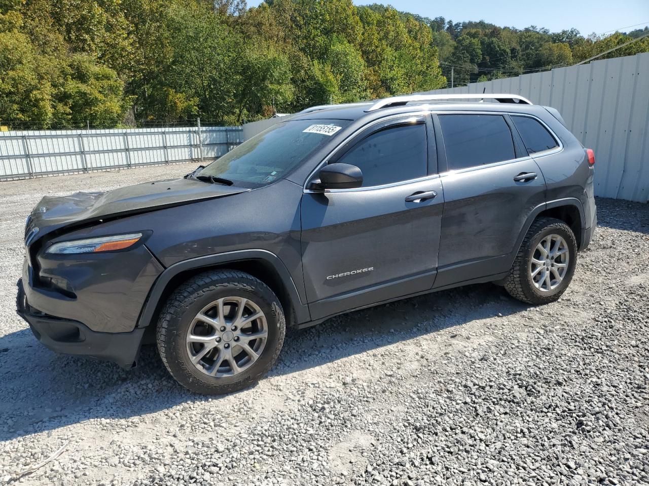 2016 Jeep Cherokee - zdjęcie główne
