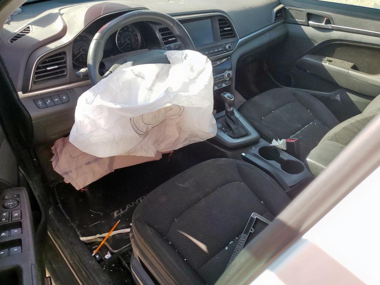 2020 Hyundai Elantra Sel - zdjęcie 8