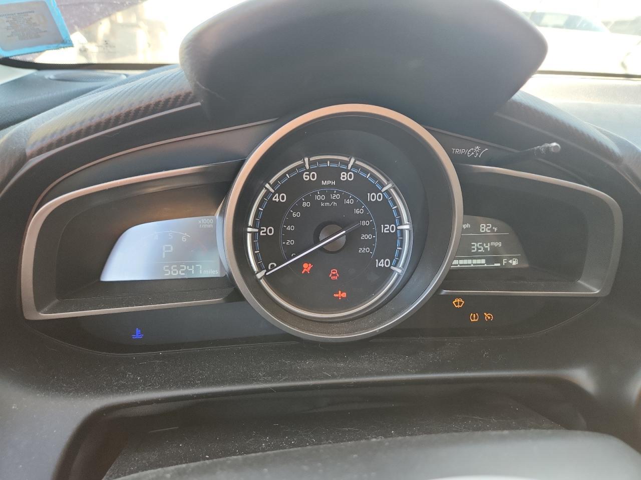 2019 Toyota Yaris L - zdjęcie 9