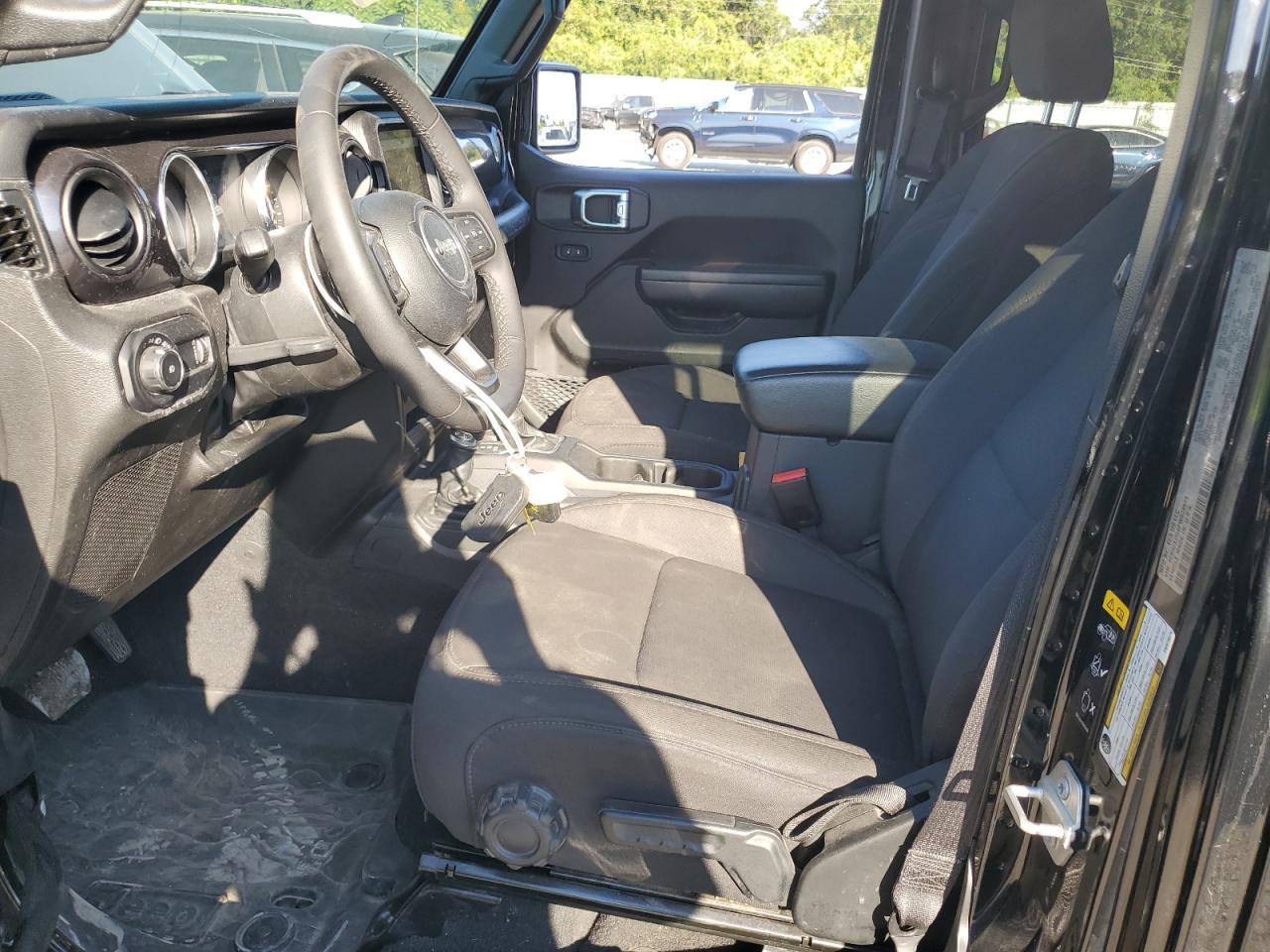 2023 Jeep Wrangler - zdjęcie 7