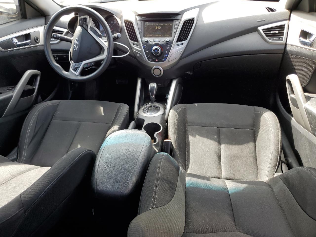 2014 Hyundai Veloster Base - zdjęcie 8