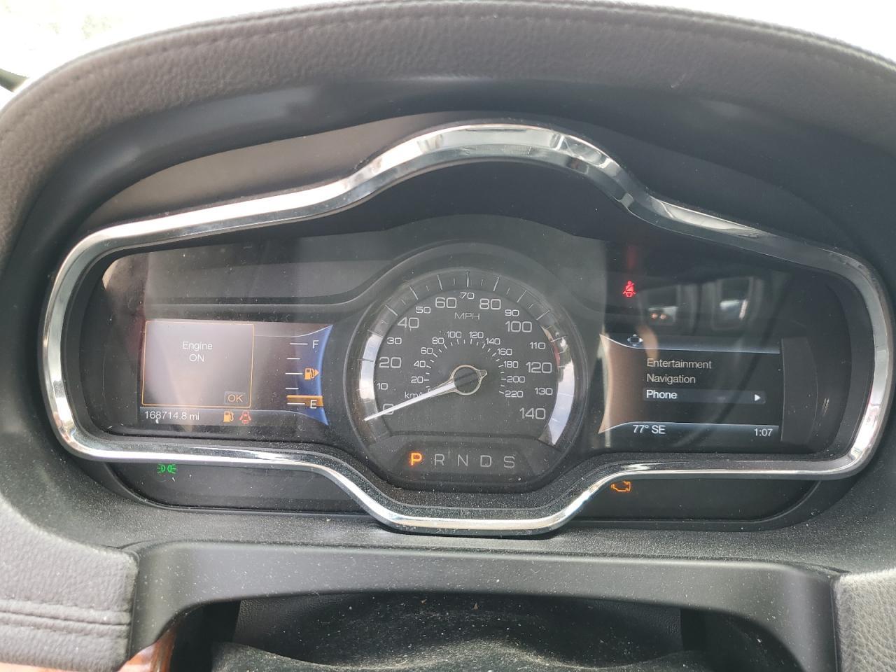 2014 Lincoln Mkt - zdjęcie 9