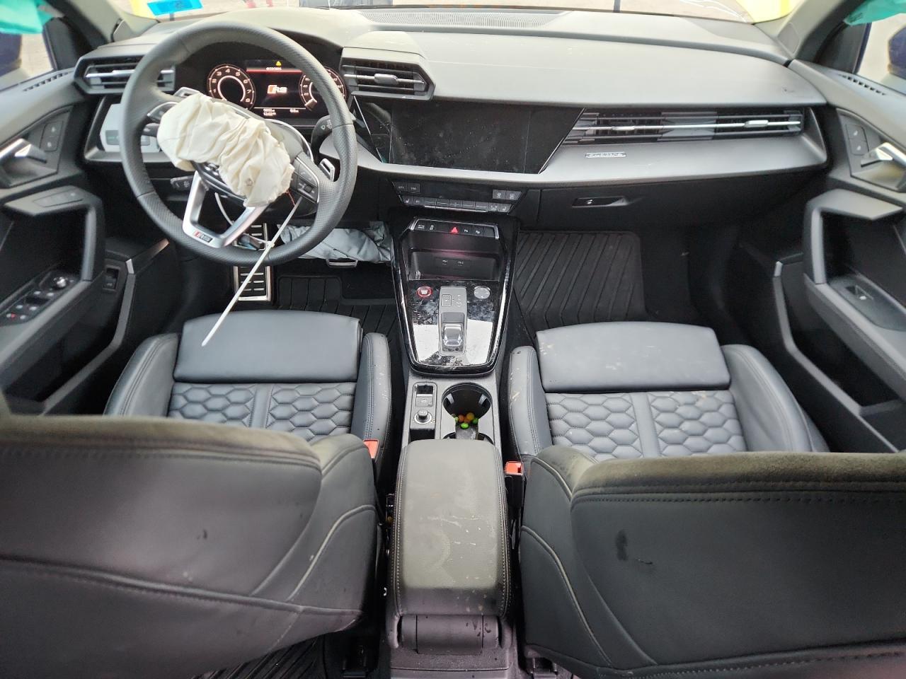 2024 Audi RS3 - zdjęcie 8