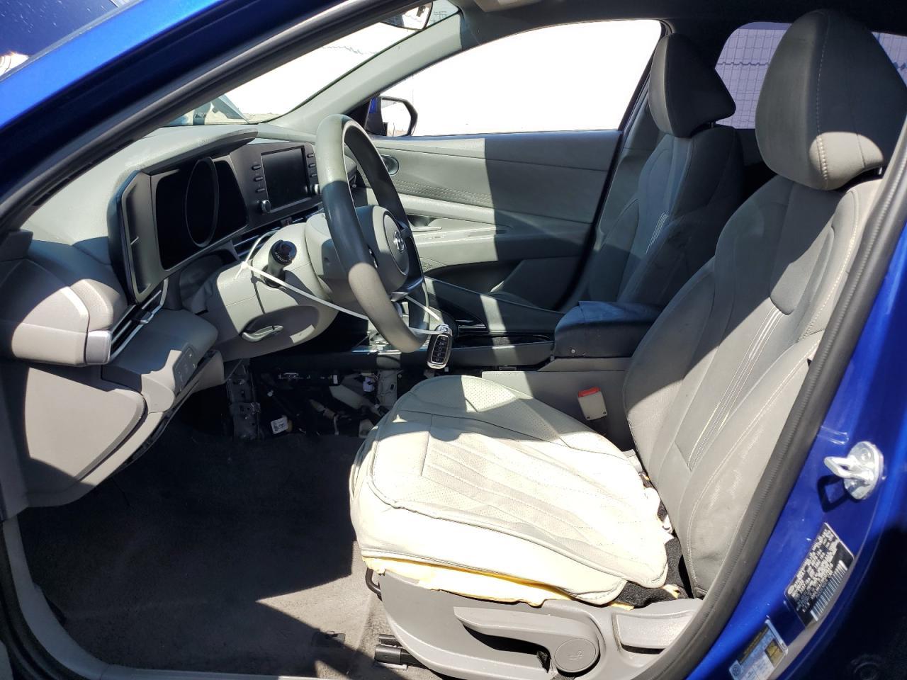 2023 Hyundai Elantra Blue - zdjęcie 7