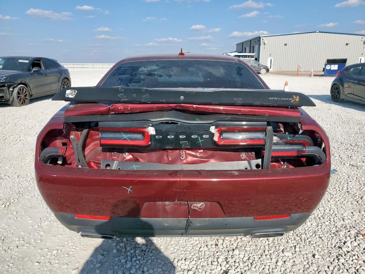 2021 Dodge Challenger - zdjęcie 6