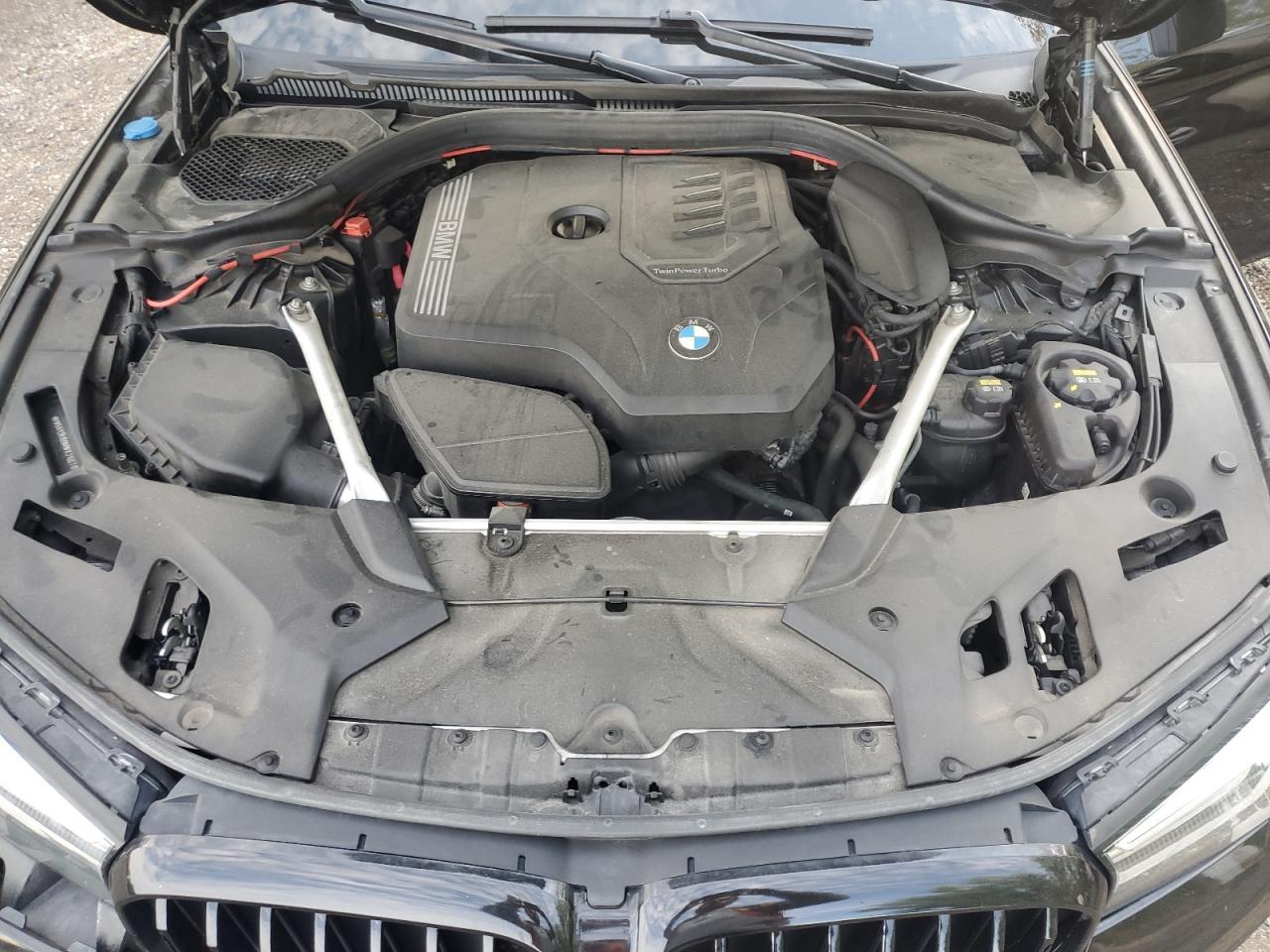 2021 BMW Seria 5 - zdjęcie 11
