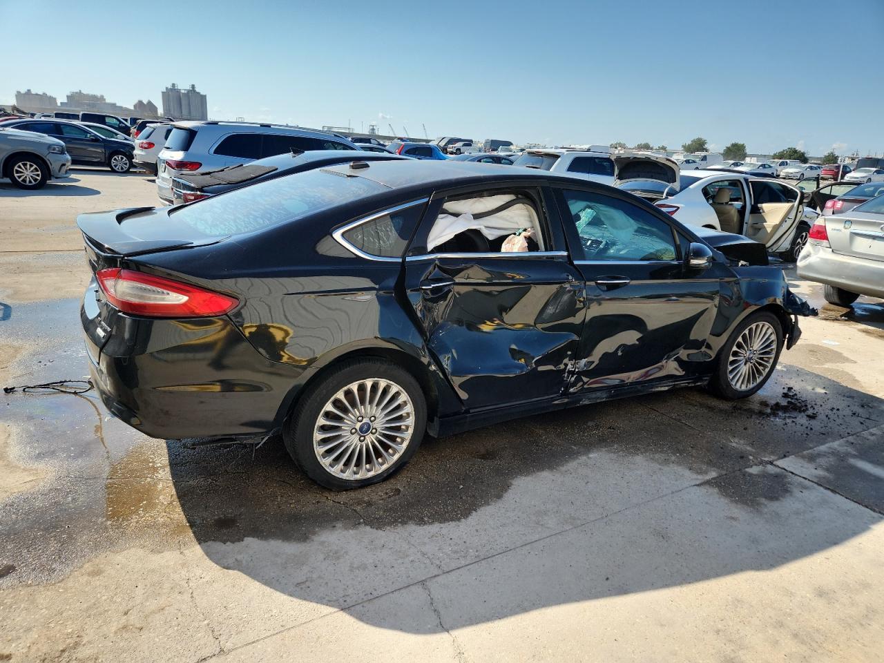 2016 Ford Fusion Titanium - zdjęcie 3