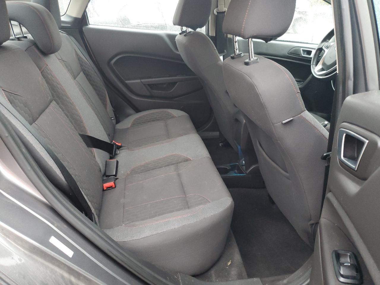 2014 Ford Fiesta Se - zdjęcie 10