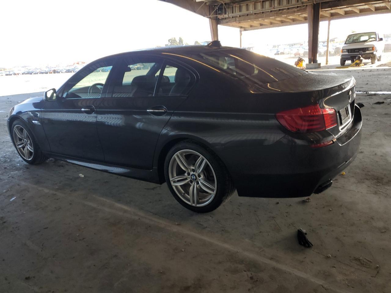 2013 BMW Seria 5 - zdjęcie 2