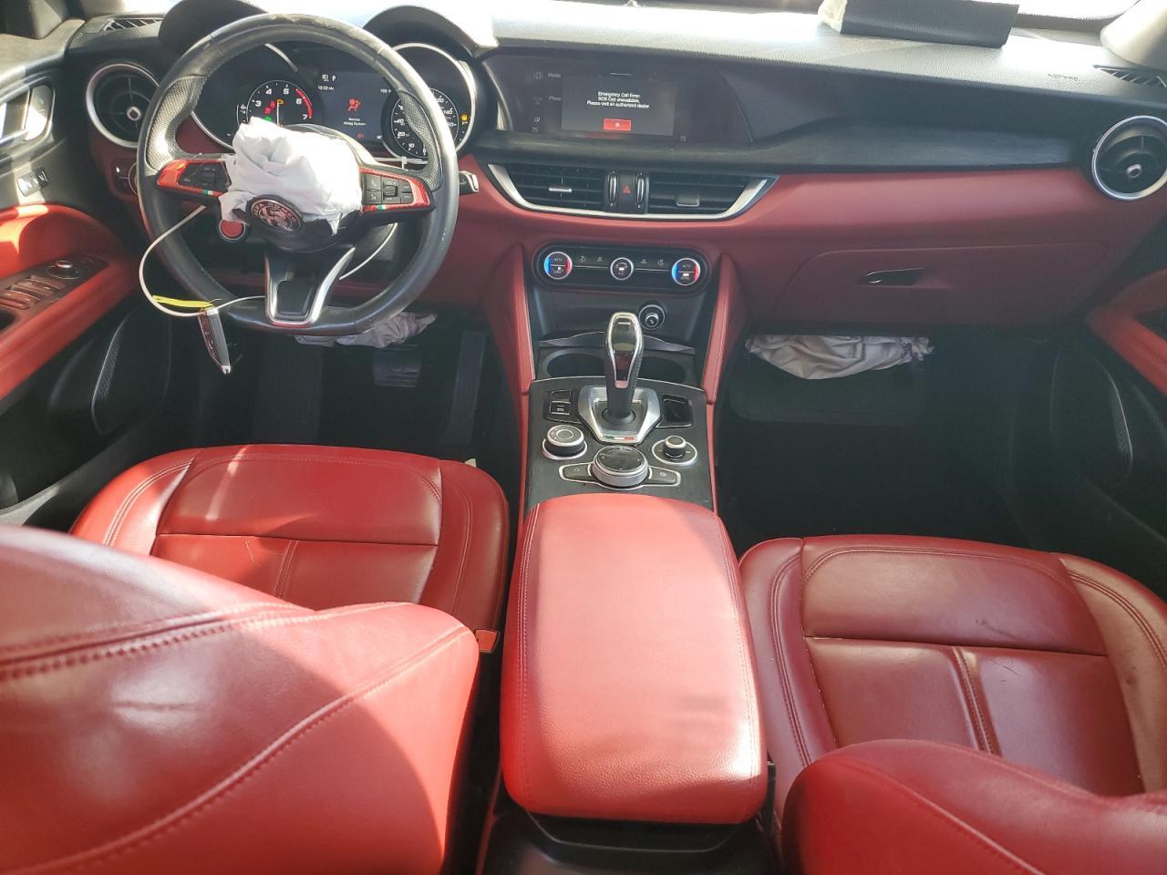 2020 Alfa Romeo Stelvio - zdjęcie 8