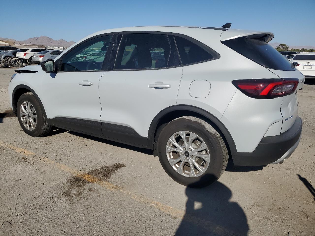 2025 Ford Escape - zdjęcie 2