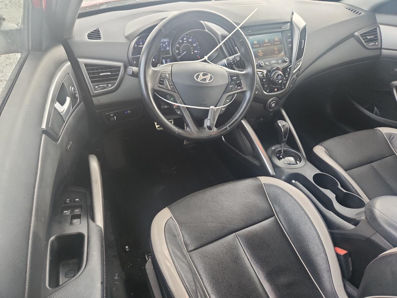 2013 Hyundai Veloster Turbo - zdjęcie 8