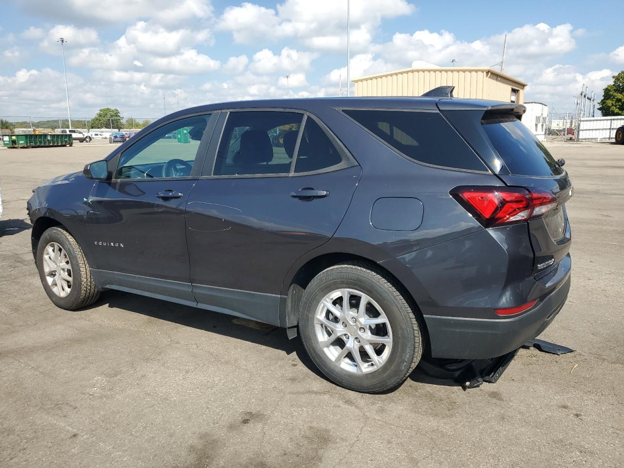 2022 Chevrolet Equinox - zdjęcie 2