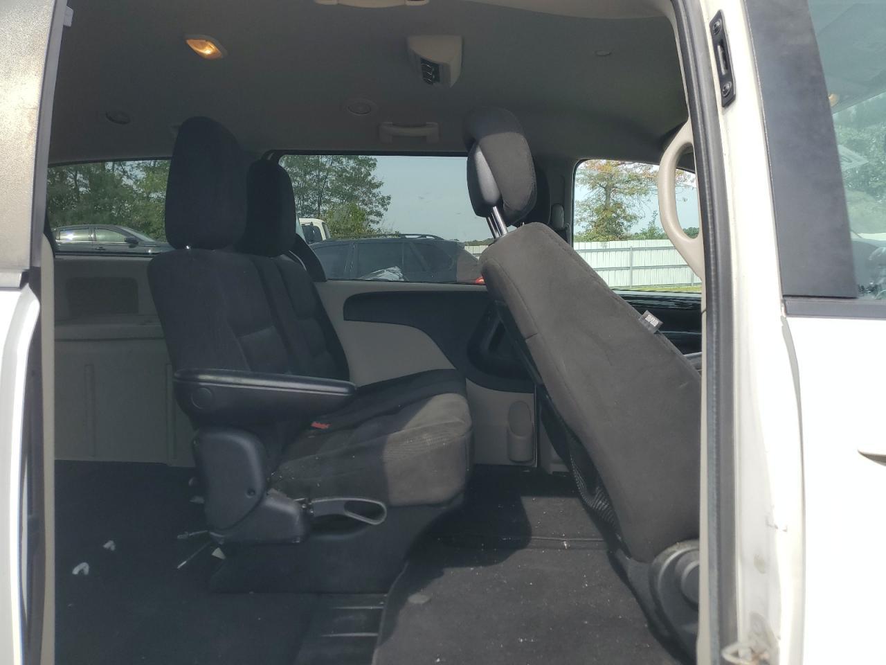 2017 Dodge Grand Caravan Se - zdjęcie 11