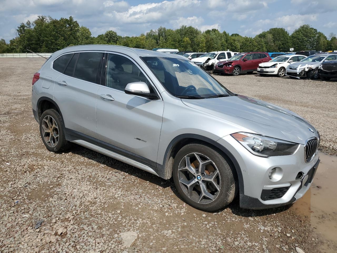 2018 BMW X1 - zdjęcie 4