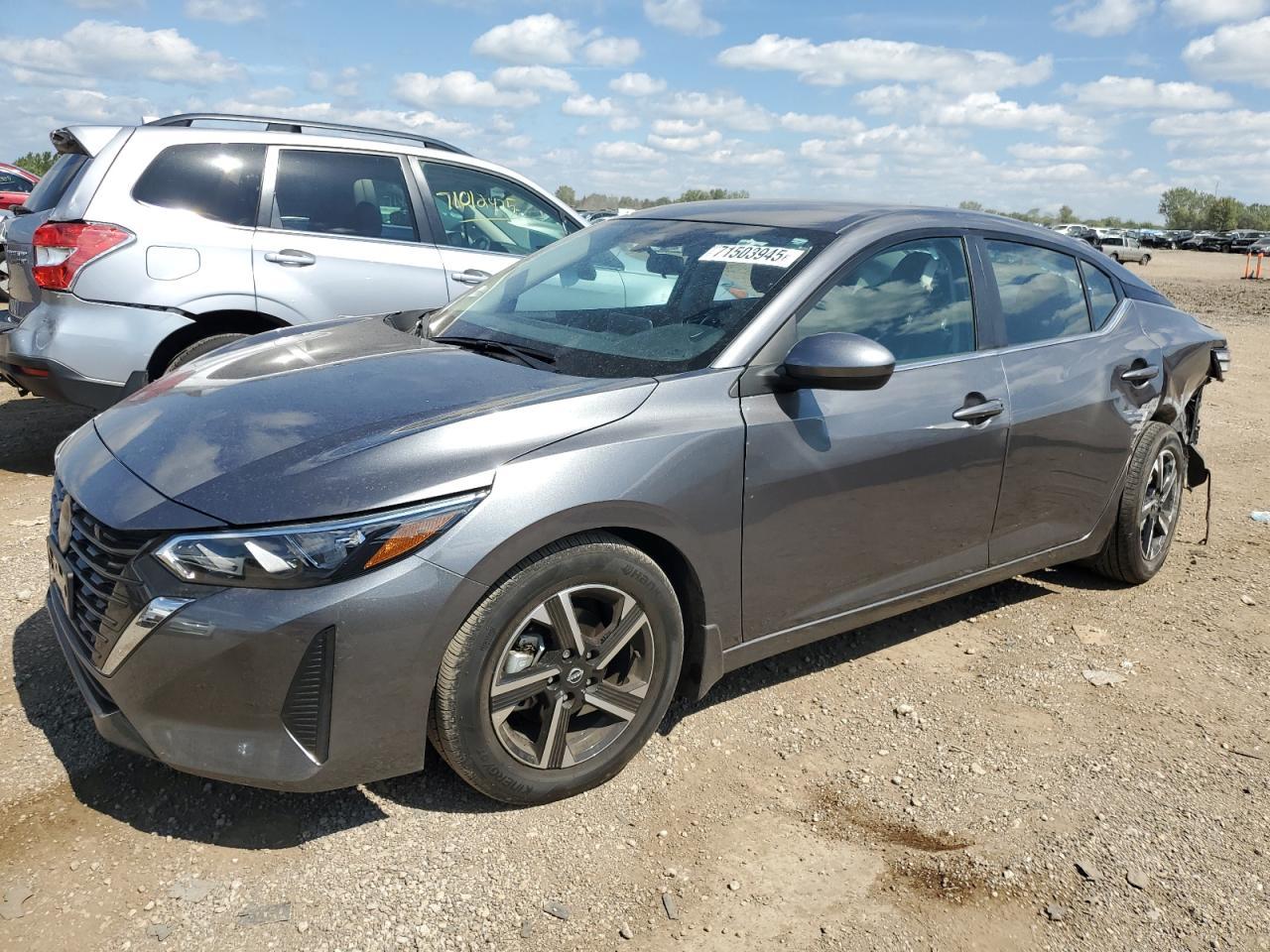 2025 Nissan Sentra - zdjęcie główne