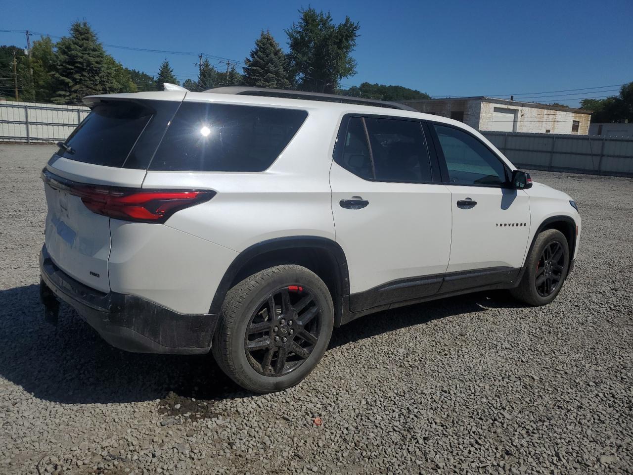 2023 Chevrolet Traverse - zdjęcie 3