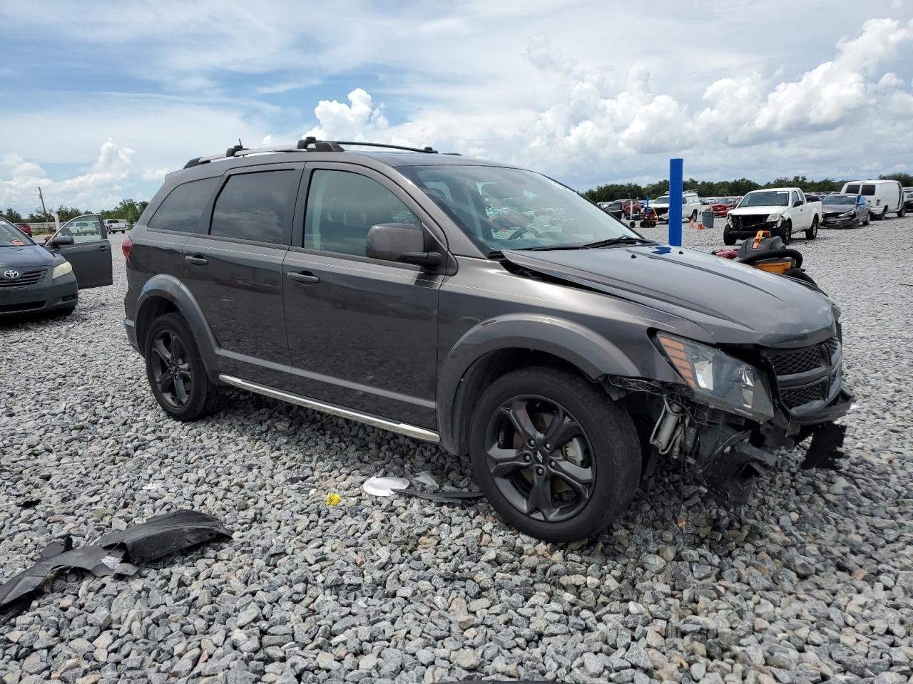 2020 Dodge Journey Crossroad - zdjęcie 4