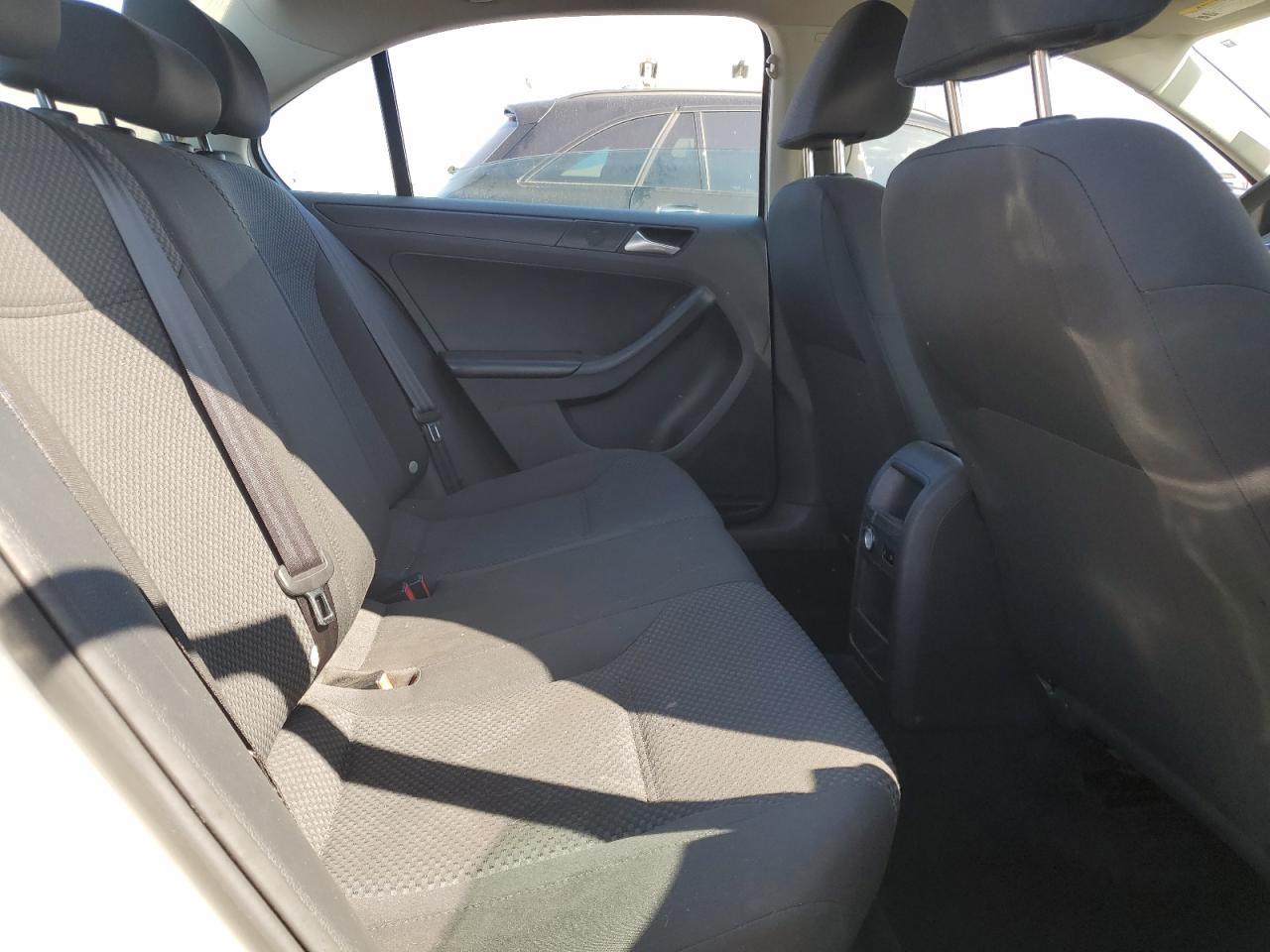 2013 Volkswagen Jetta Base - zdjęcie 10