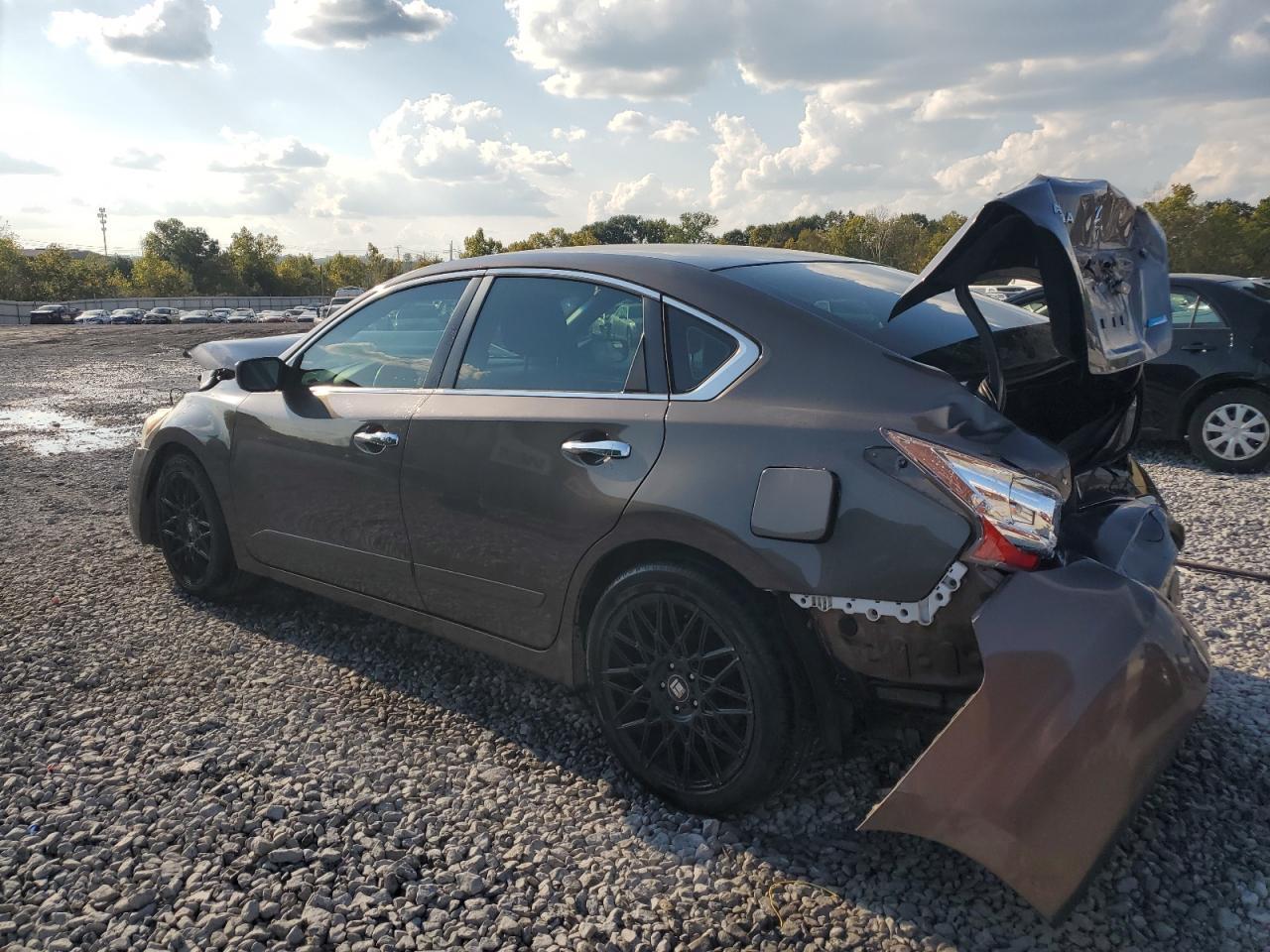 2014 Nissan Altima 2.5 S - zdjęcie 2