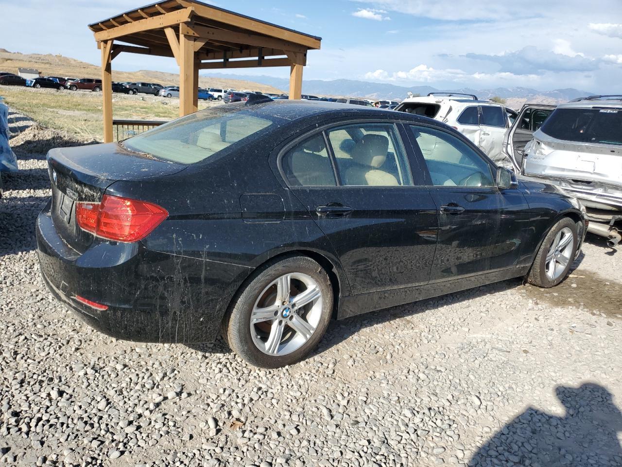 2015 BMW 320 I xDrive - zdjęcie 3