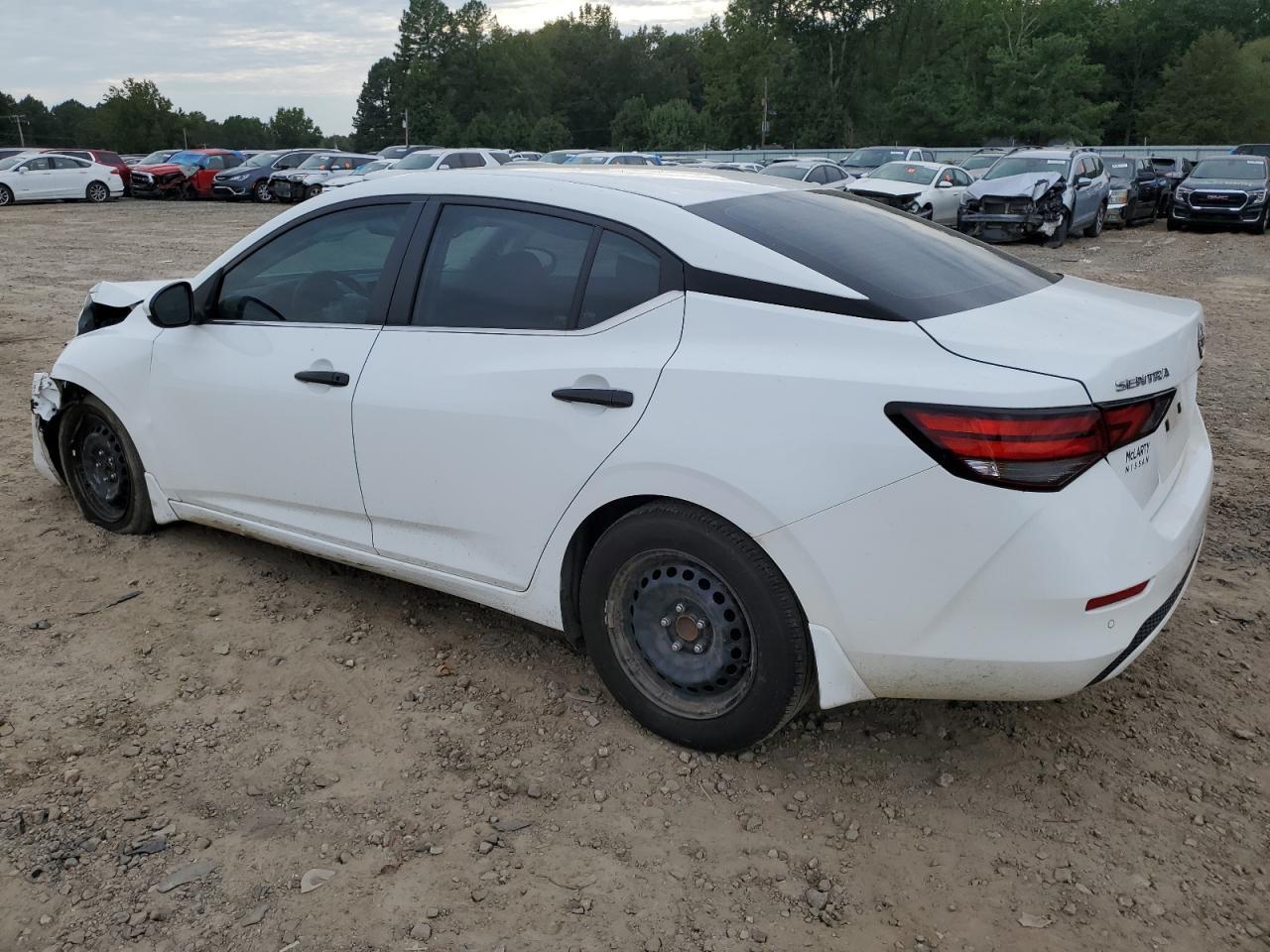 2025 Nissan Sentra - zdjęcie 2