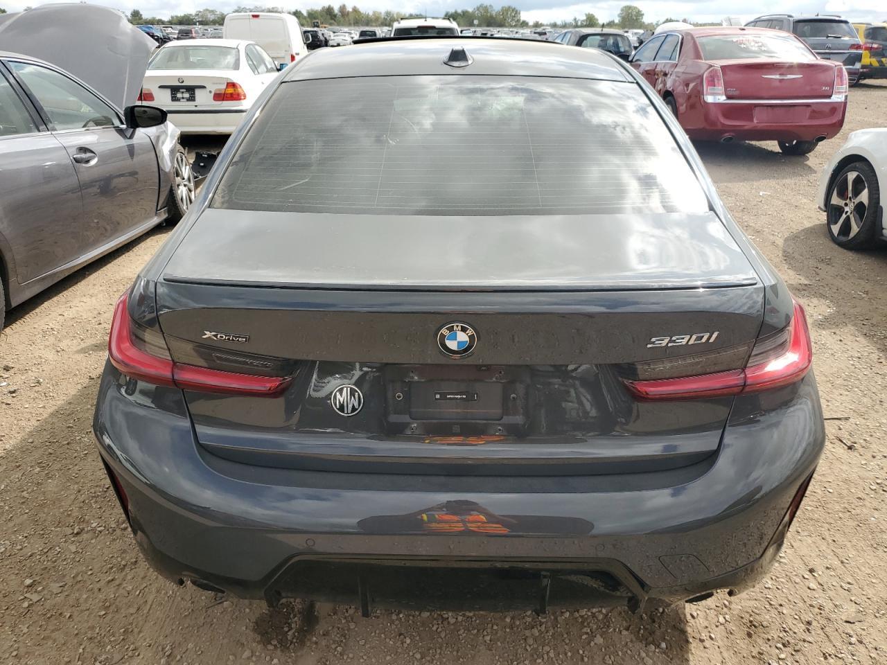 2024 BMW 330Xi - zdjęcie 6