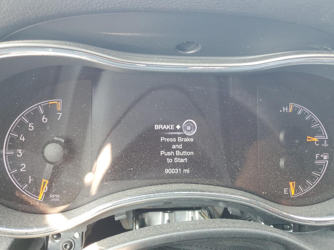 2019 Jeep Grand Cherokee Laredo - zdjęcie 9