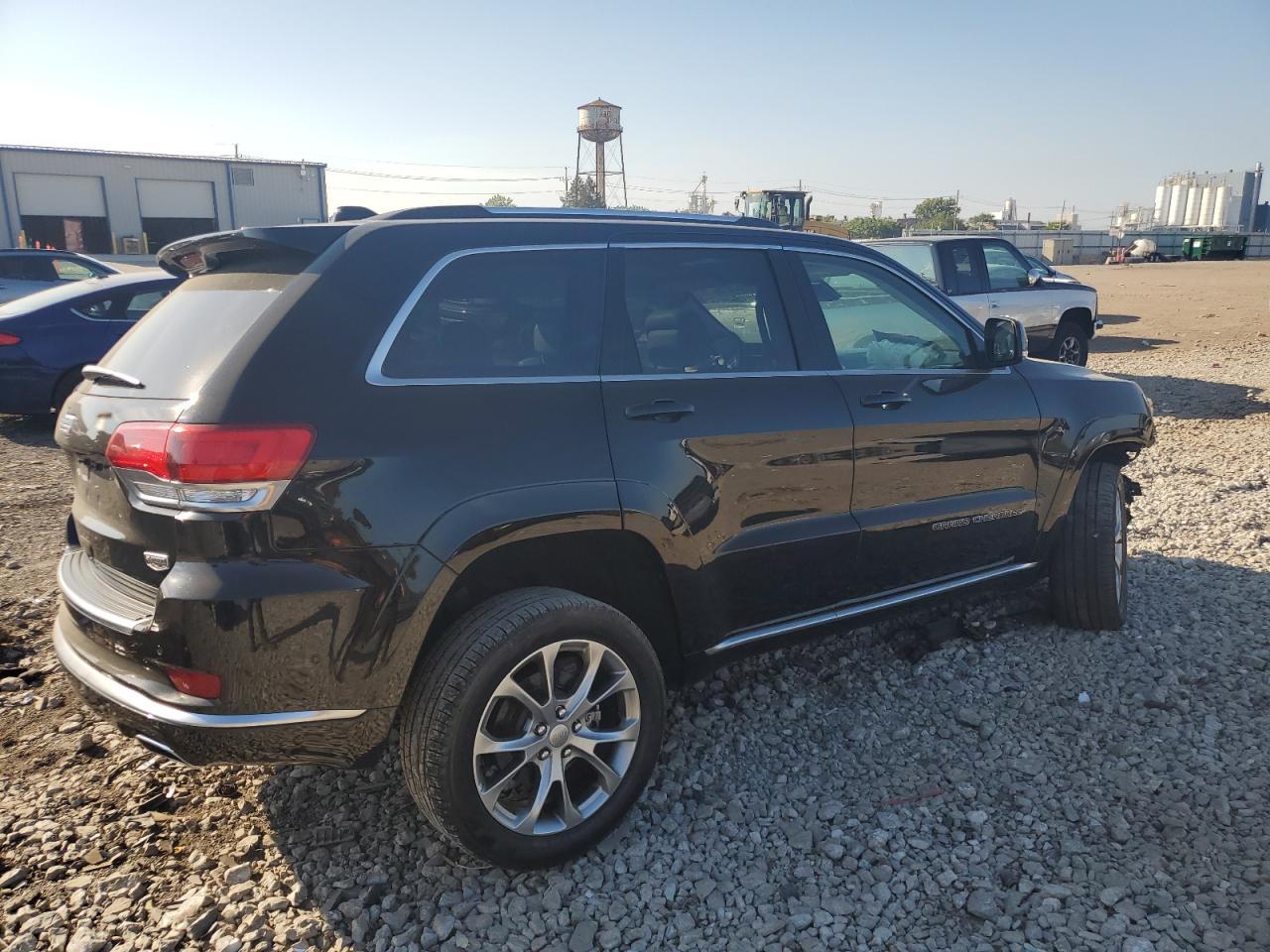 2020 Jeep Grand Cherokee Summit - zdjęcie 3