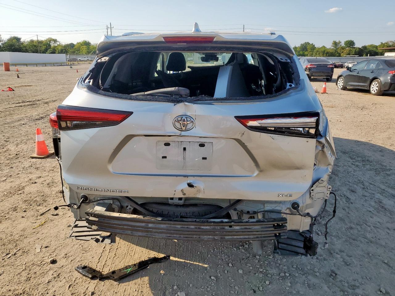 2021 Toyota Highlander - zdjęcie 6