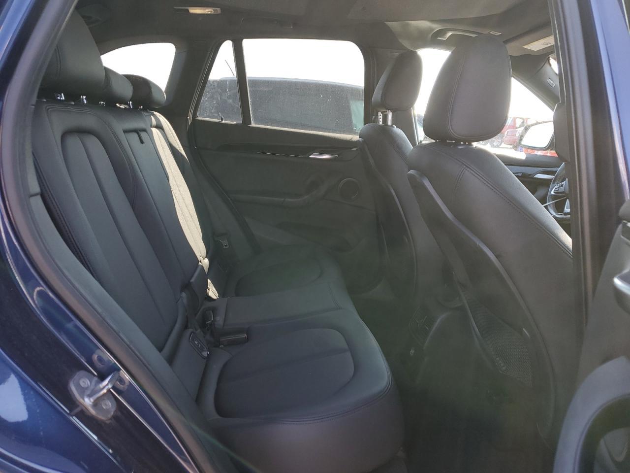2016 BMW X1 xDrive28I - zdjęcie 11
