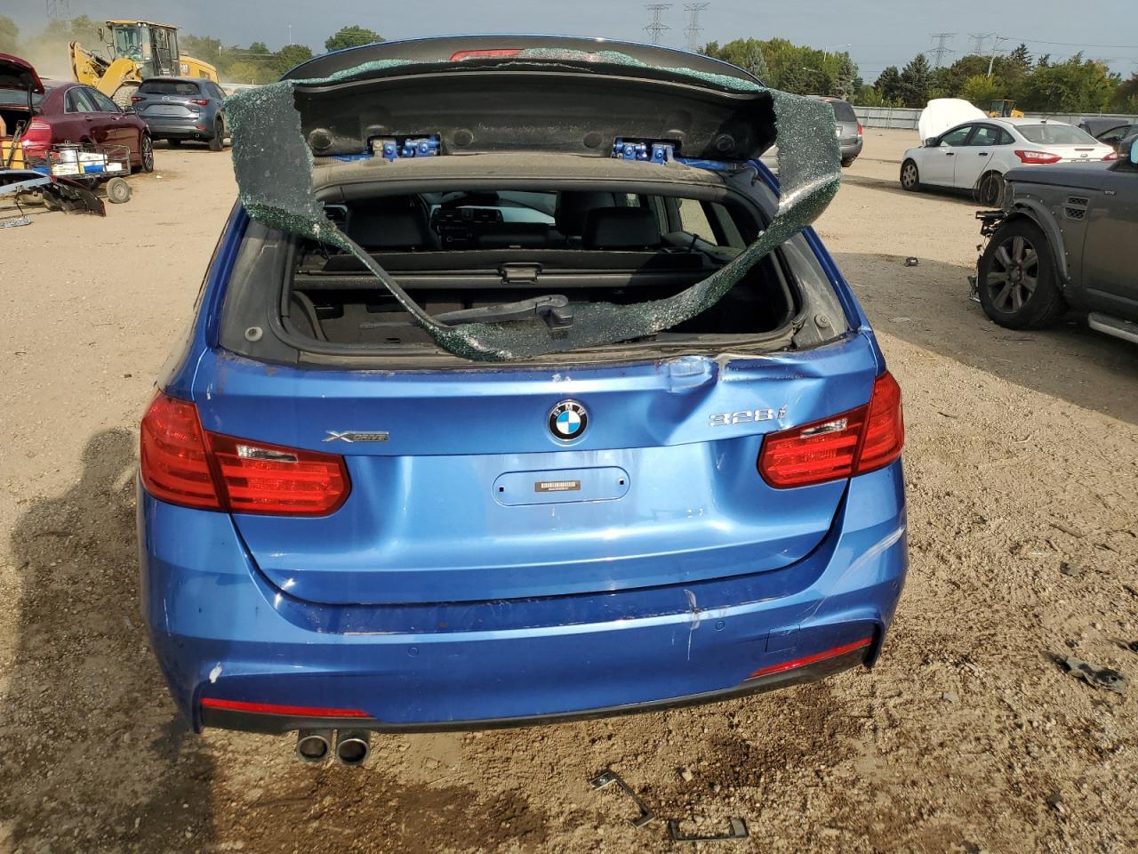2015 BMW 328 Xi - zdjęcie 6