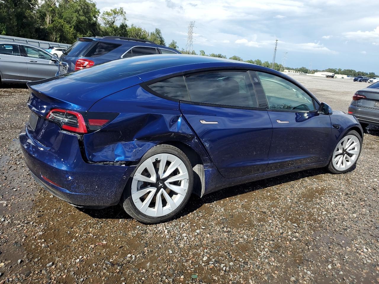 2021 Tesla Model 3 - zdjęcie 3