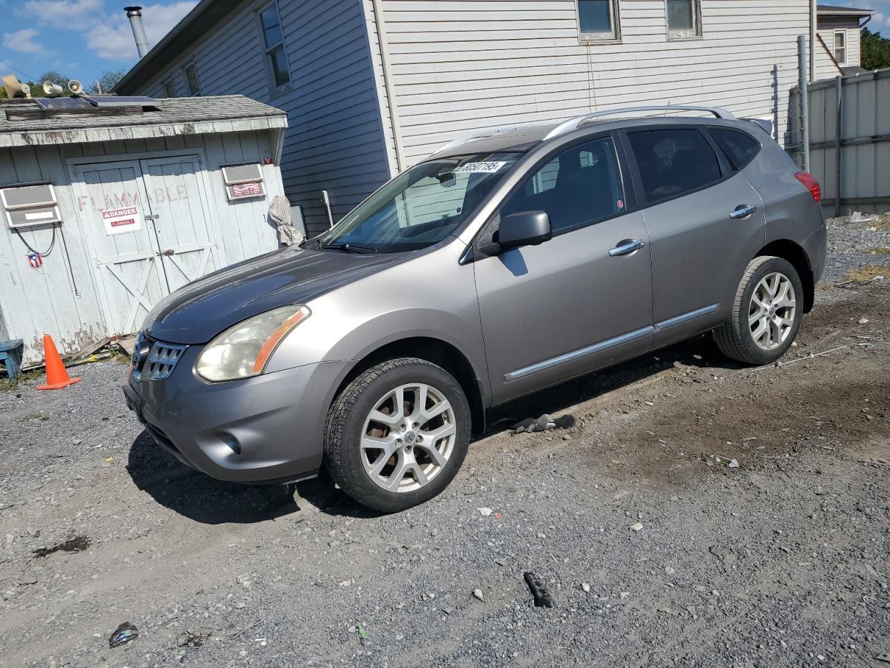 2013 Nissan Rogue S - zdjęcie główne