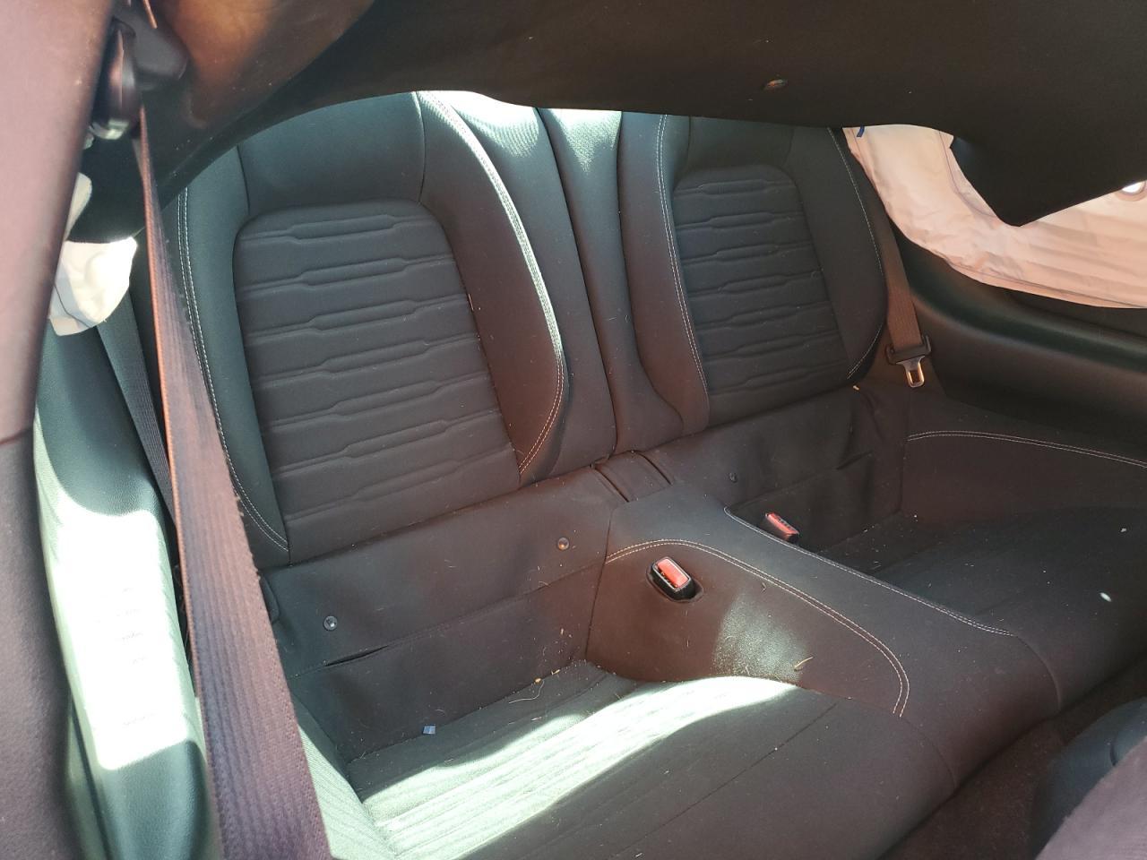 2017 Ford Mustang - zdjęcie 10