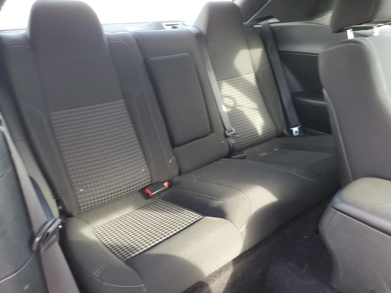 2017 Dodge Challenger Sxt - zdjęcie 10