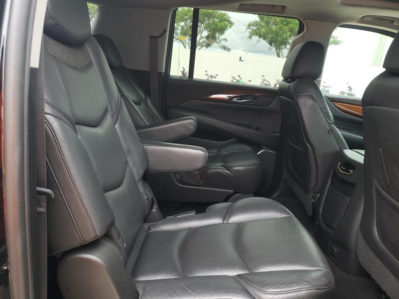 2019 Cadillac Escalade Esv Luxury - zdjęcie 11