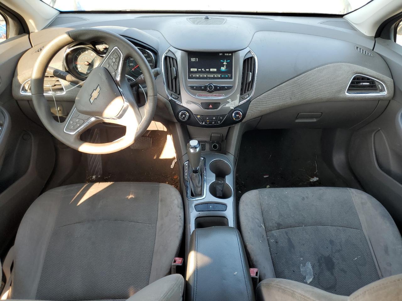 2018 Chevrolet Cruze Lt - zdjęcie 8