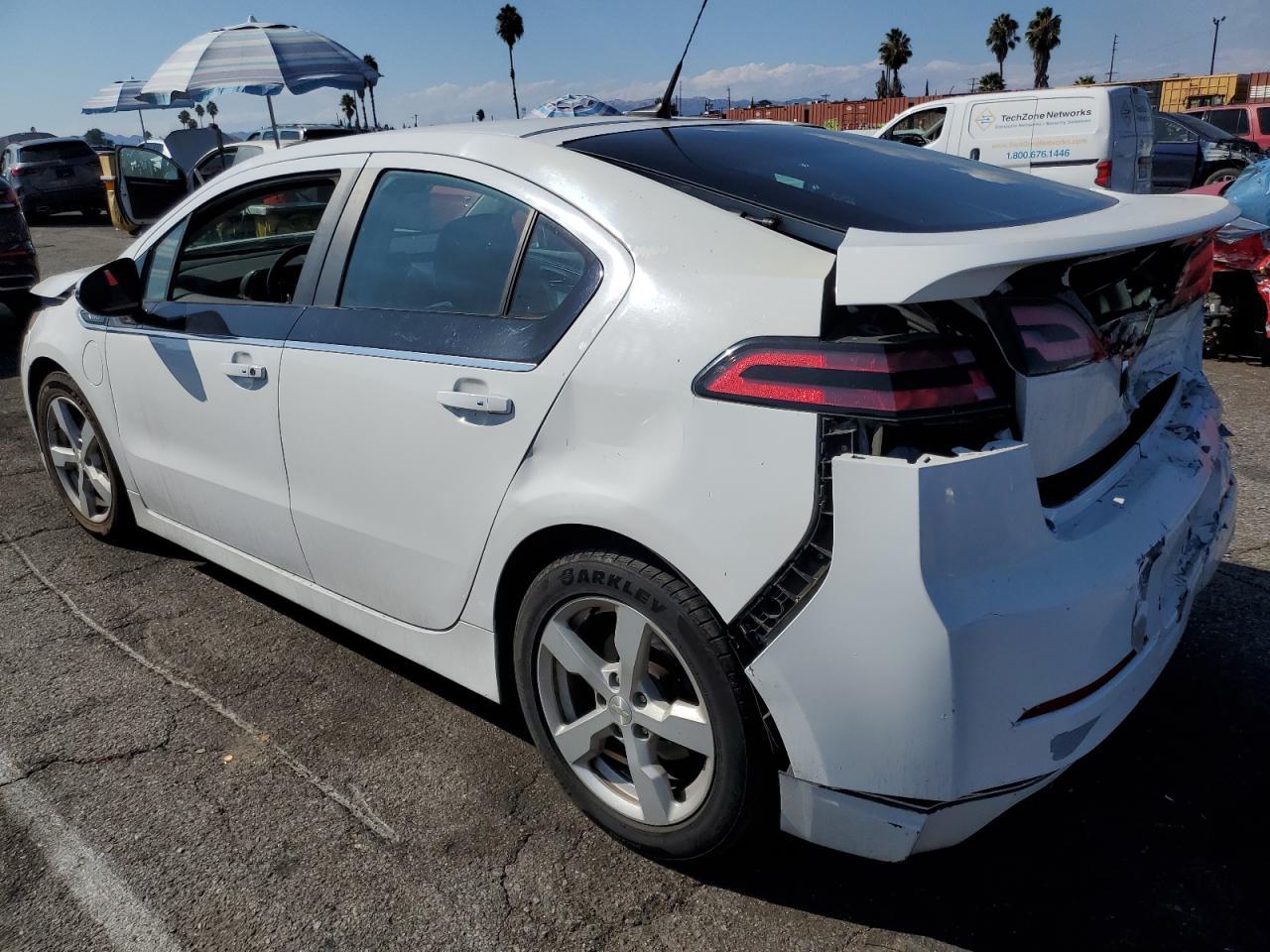 2014 Chevrolet Volt - zdjęcie 2