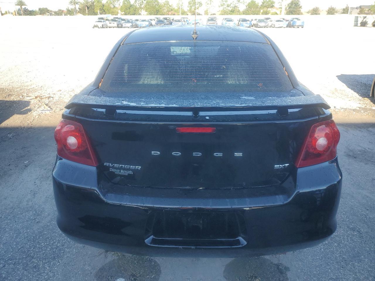 2013 Dodge Avenger - zdjęcie 6