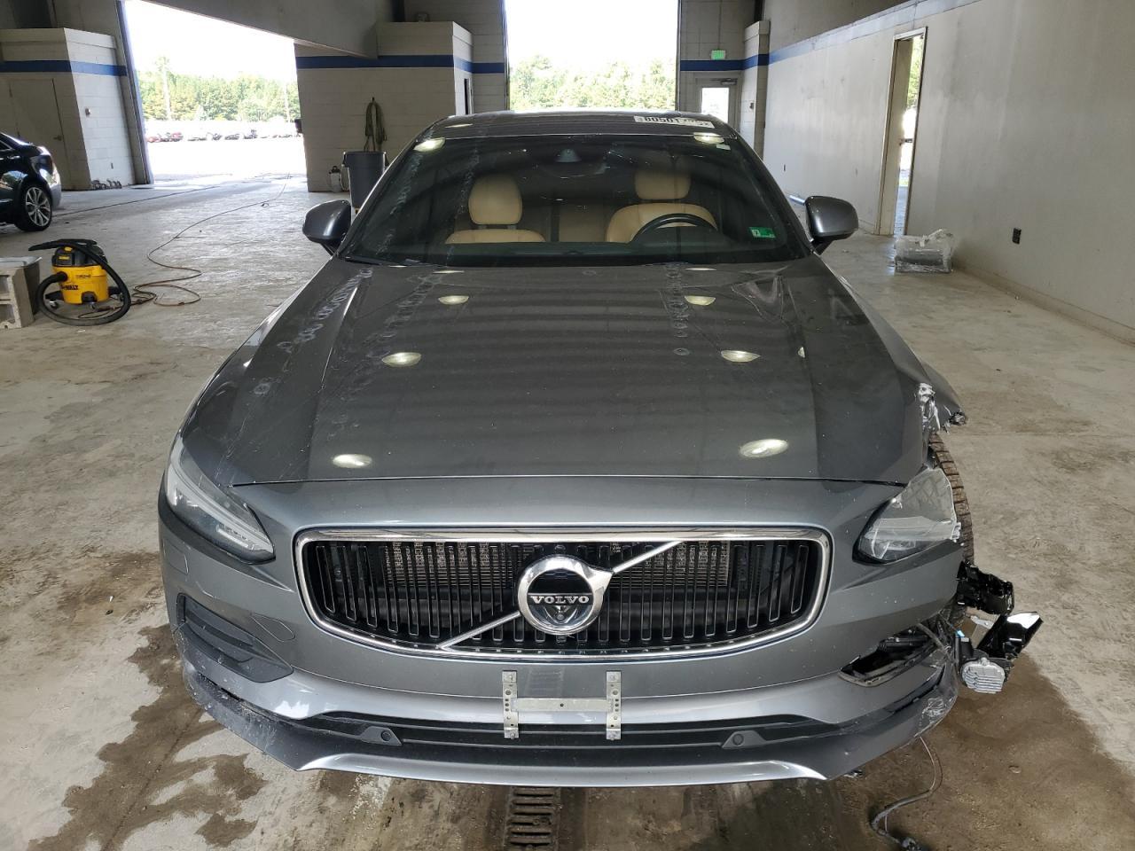 2018 Volvo S90 T5 Momentum - zdjęcie 5