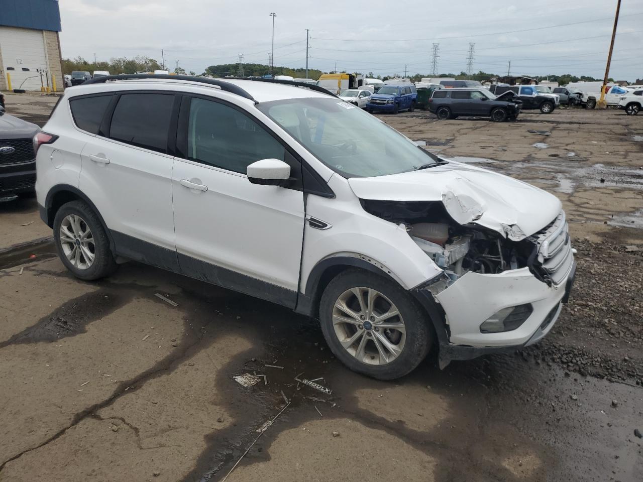 2017 Ford Escape - zdjęcie 4