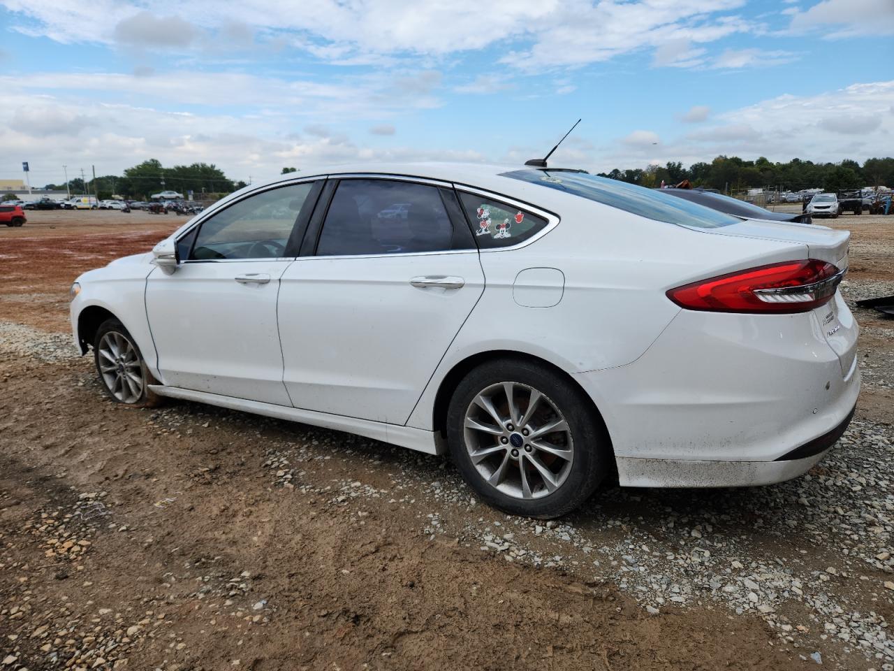 2017 Ford Fusion Se - zdjęcie 2