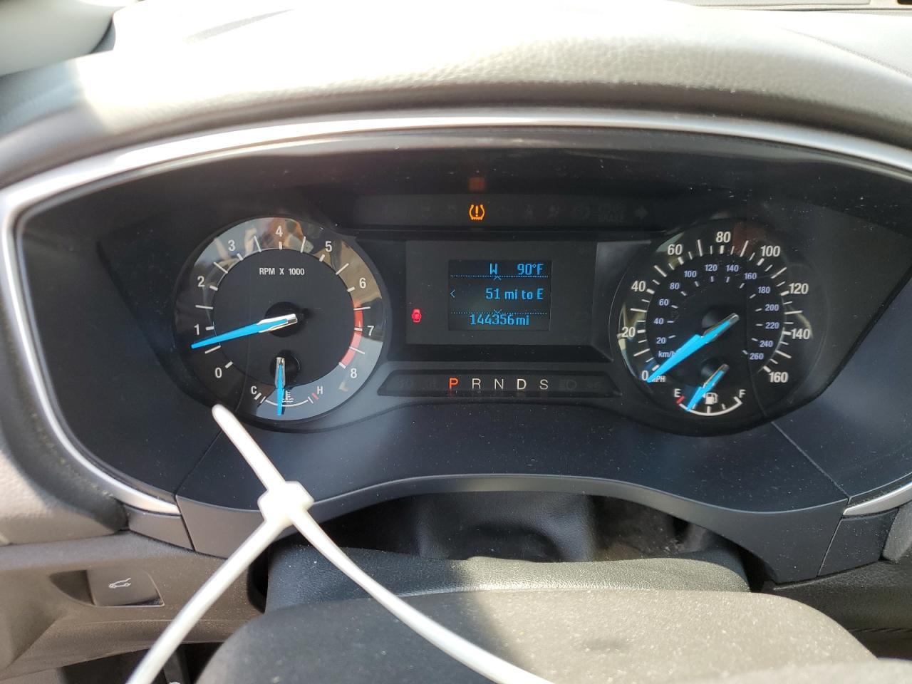 2015 Ford Fusion - zdjęcie 9