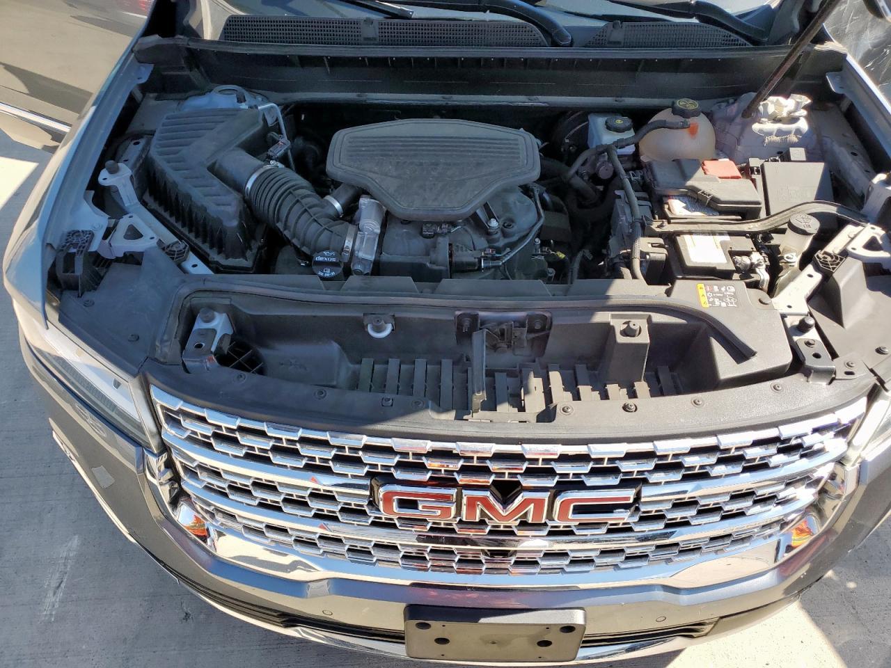 2021 GMC Acadia Denali - zdjęcie 11