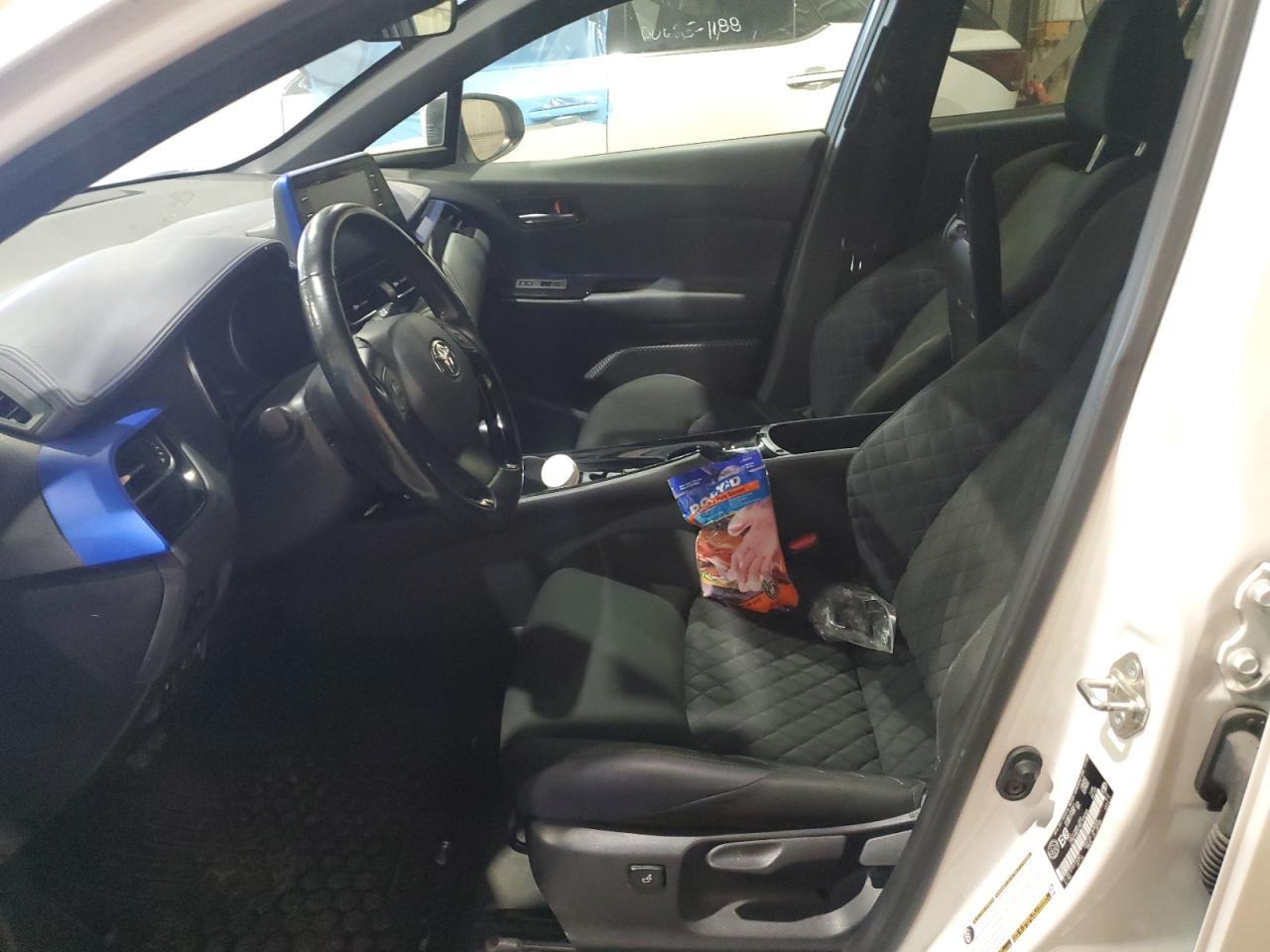 2021 Toyota C-Hr Xle - zdjęcie 7