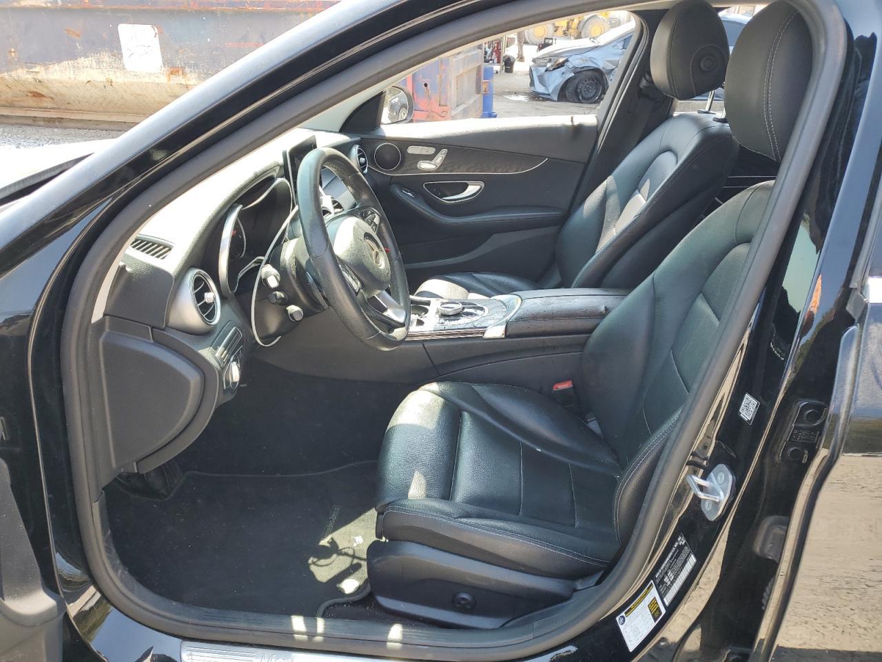 2017 Mercedes-Benz C 300 - zdjęcie 7